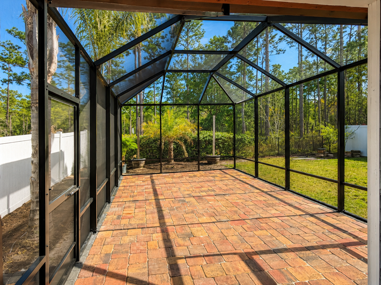 Luxury screened pool lanai
